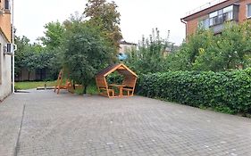 Квартира Американця у центрі Полтави Мережа Alex Apartments Цілодобово безконтактне заселення